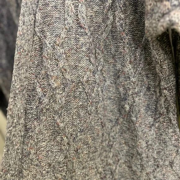 Avenue Women's Cardigan Sweater Gray With Sparkles 18/20 - Picture 3 of 7
